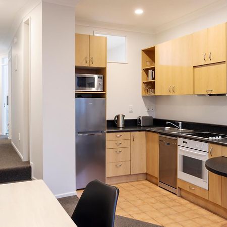 Quest On The Terrace Serviced Apartments Wellington Exterior photo