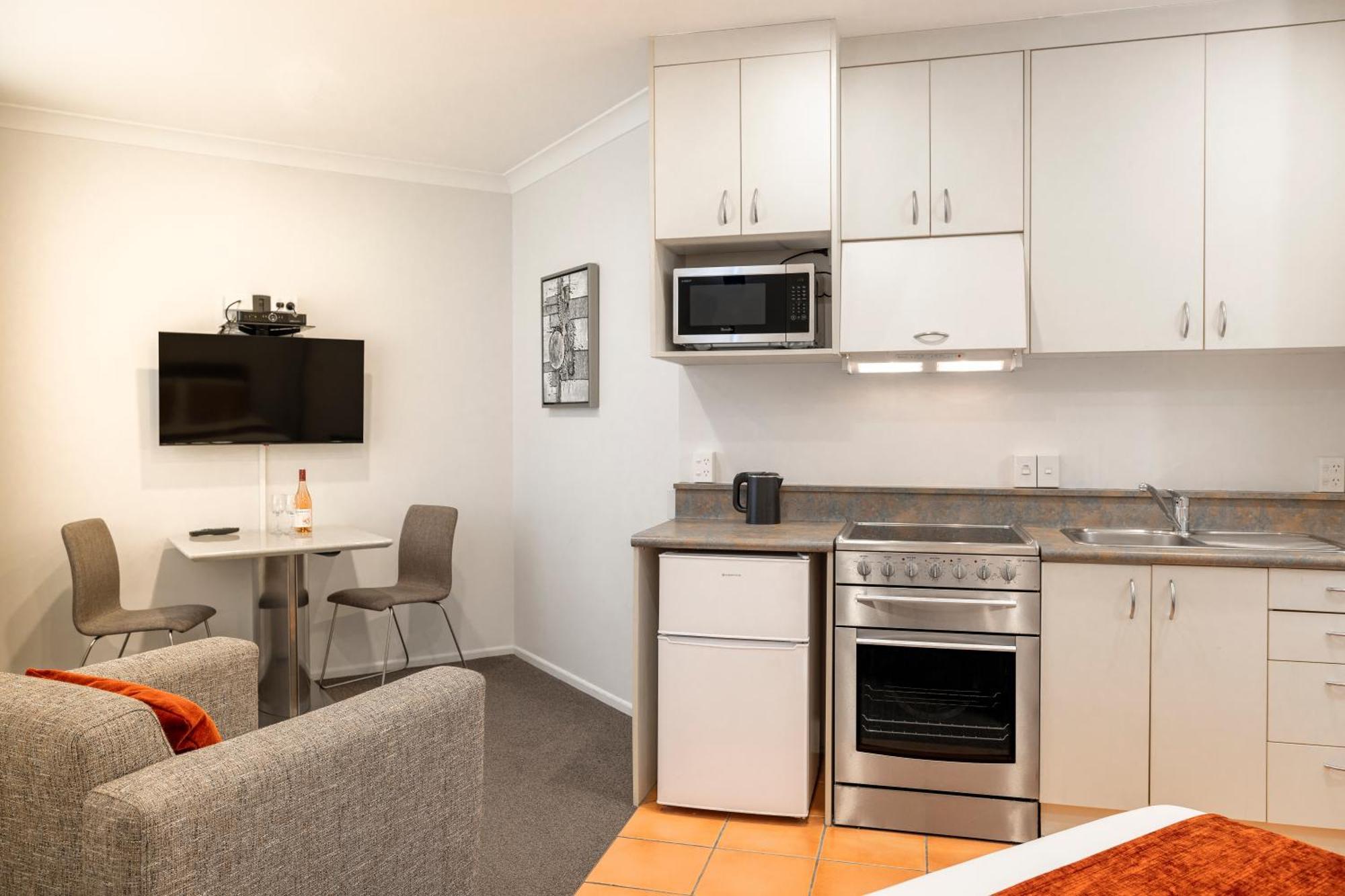 Quest On The Terrace Serviced Apartments Wellington Exterior photo
