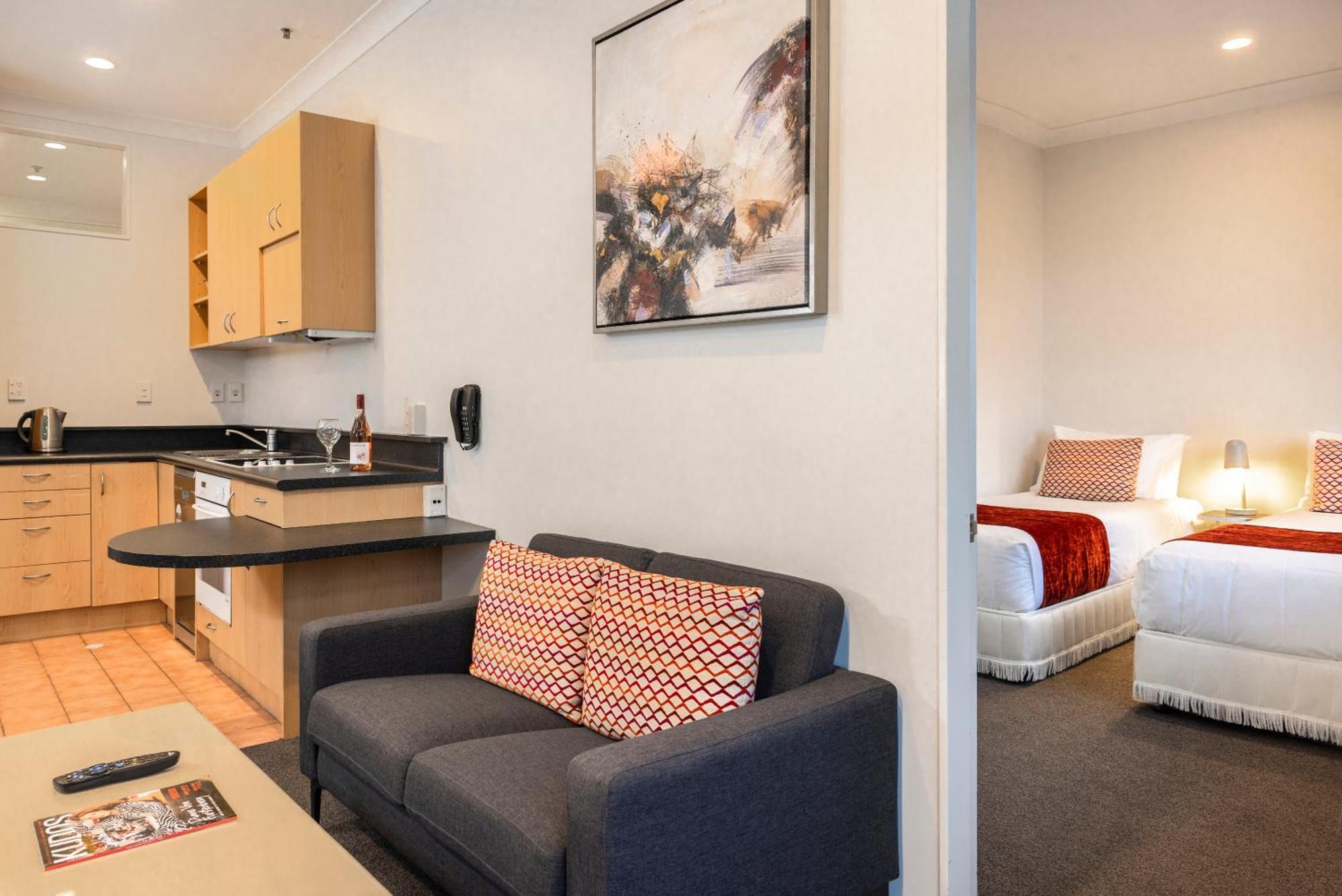 Quest On The Terrace Serviced Apartments Wellington Room photo